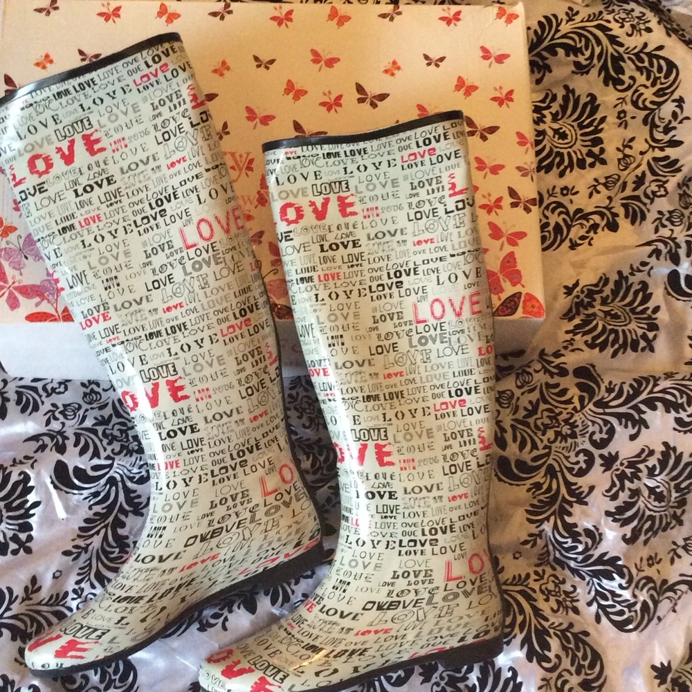 Rain boots